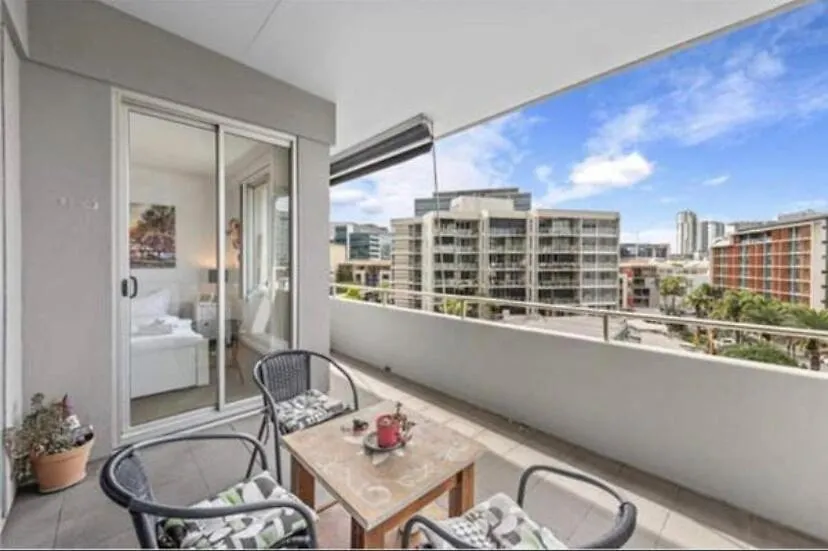 Apartment Beautiful 2 Bedroom Unit Great Location Brisbane Australia